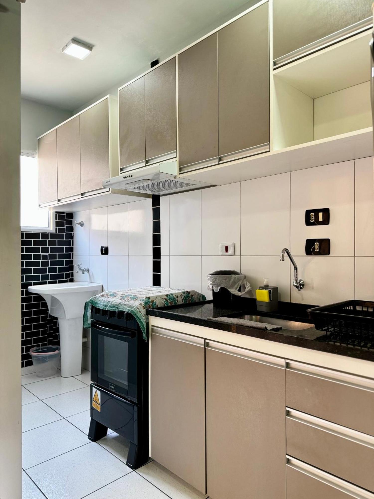 Apto Paraiso Sun Way Aluguel De Temporada Com Piscina, Churrasqueira, Quadra E Parquinho 3207 Apartamento *